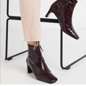 Mock Croc Kitten Heeled Booties 8.5